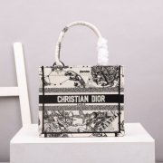 dior booktote26cm 迪奥刺绣花纹